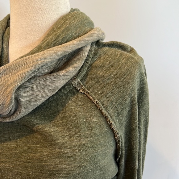 Green Free People Cocoon Cowl Pullover Size M/L - Picture 6 of 7